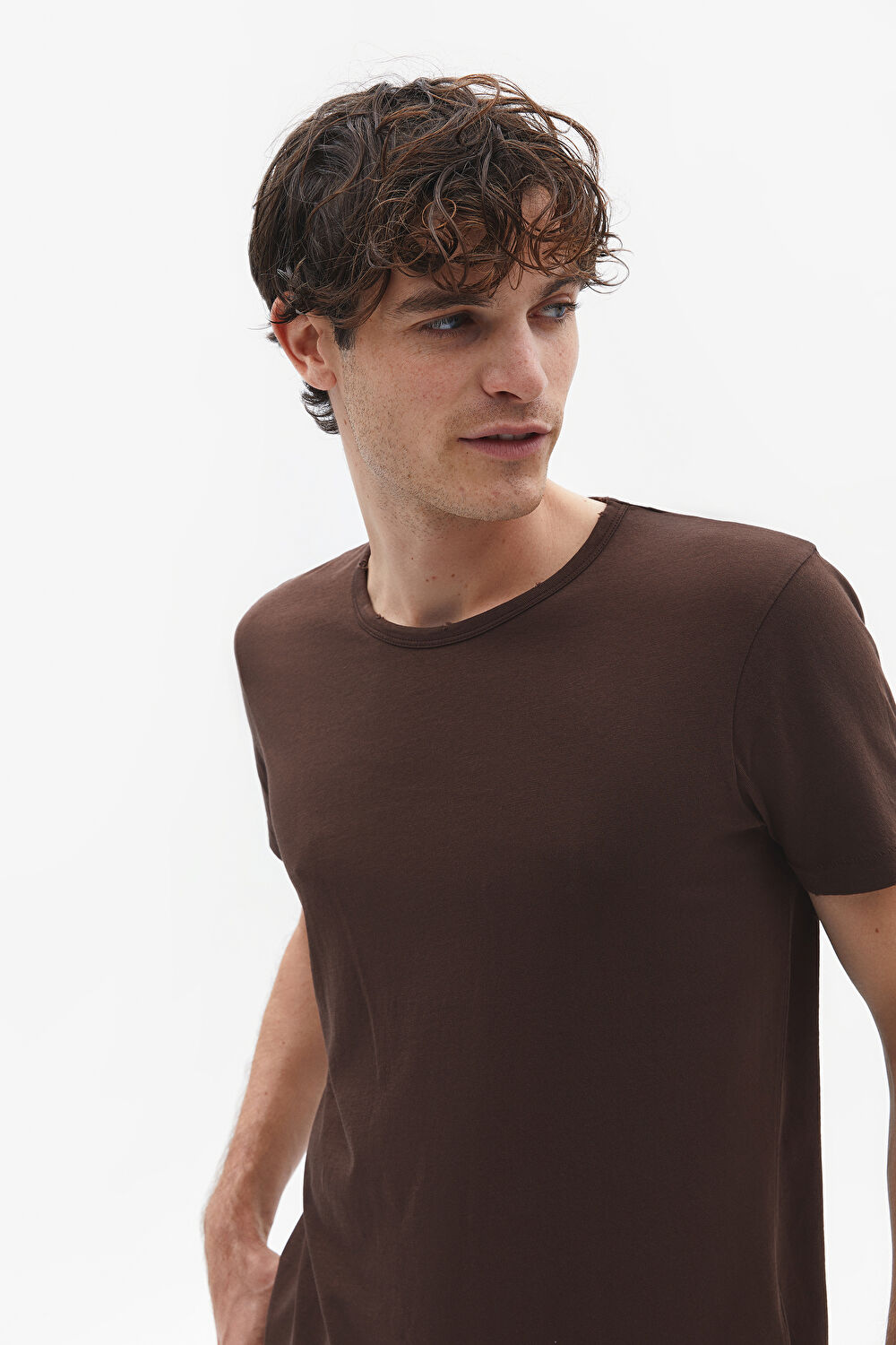 Kahve Bisiklet Yaka T-Shirt_3