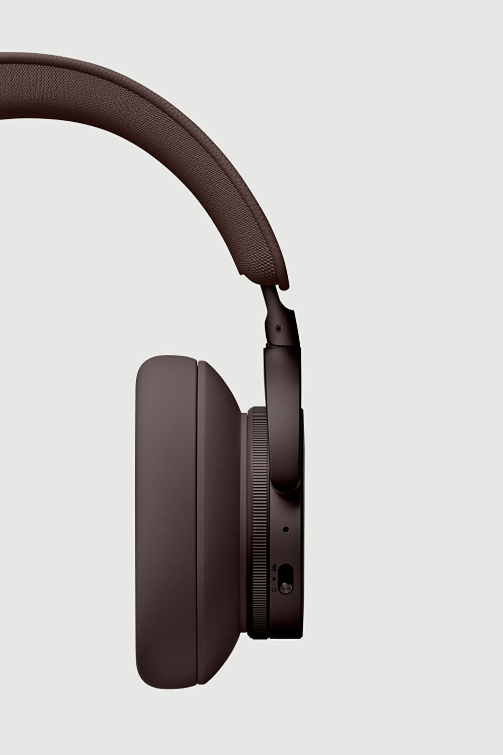 BeoPlay H95 Kulak Üstü ANC Kulaklık_11