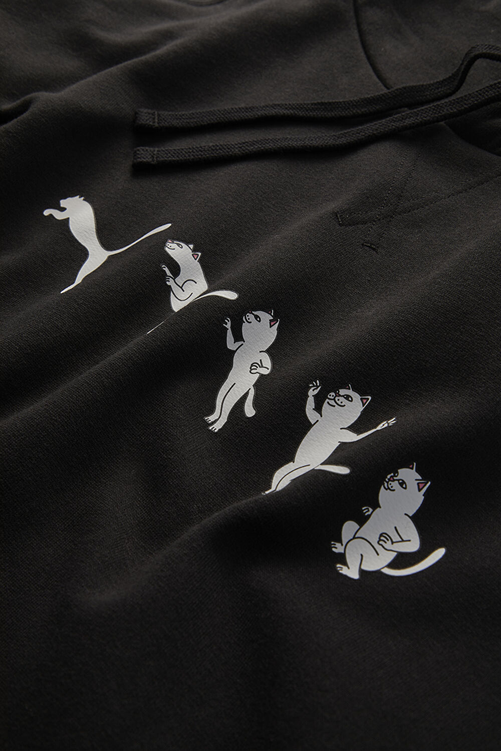 Ripndip Siyah Kapuşonlu Sweatshirt_3