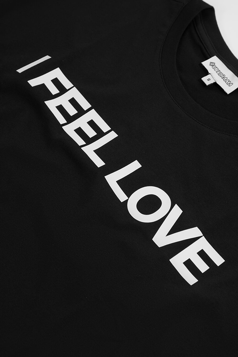 I Feel Love Oversized T-Shirt_3