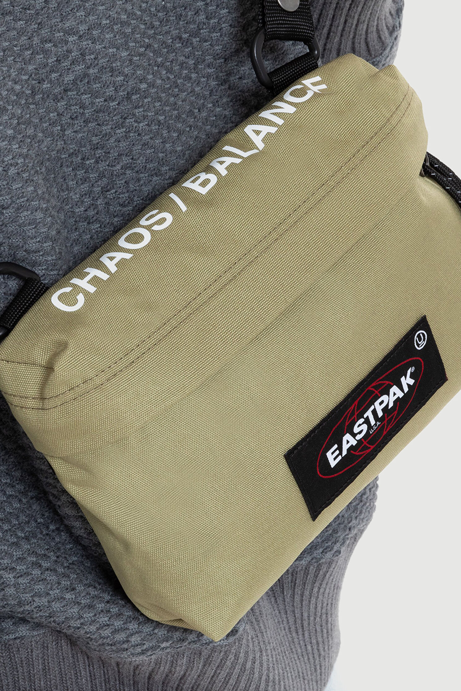 Outlet Men Eastpak Undercover Crossbody, Beige, Std
