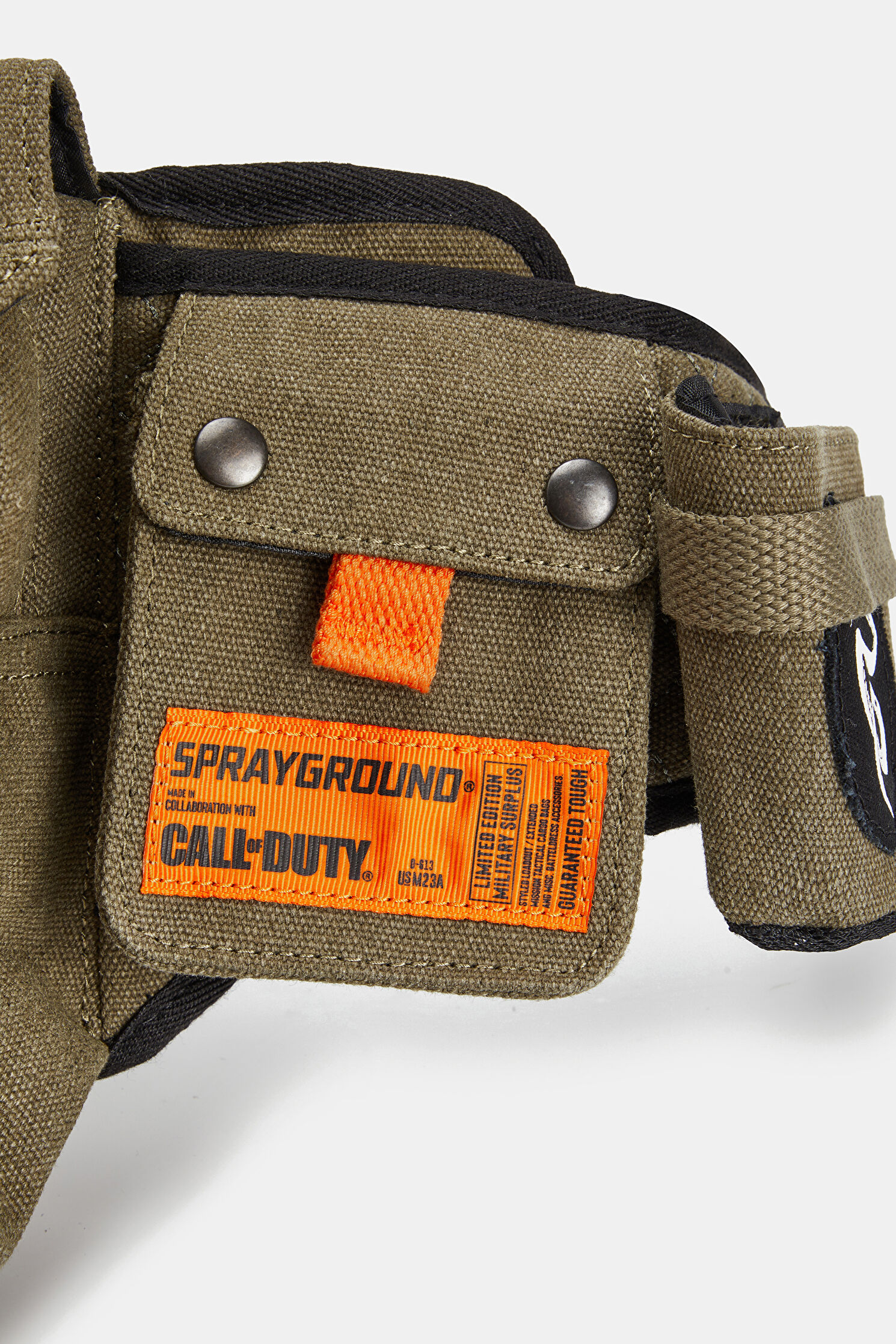 SPRAYGROUND 2019年limited edition ボディバッグ SPRAY GROUND バッグ ワンショルダーバッグ 縦型 メンズ レディース 黒