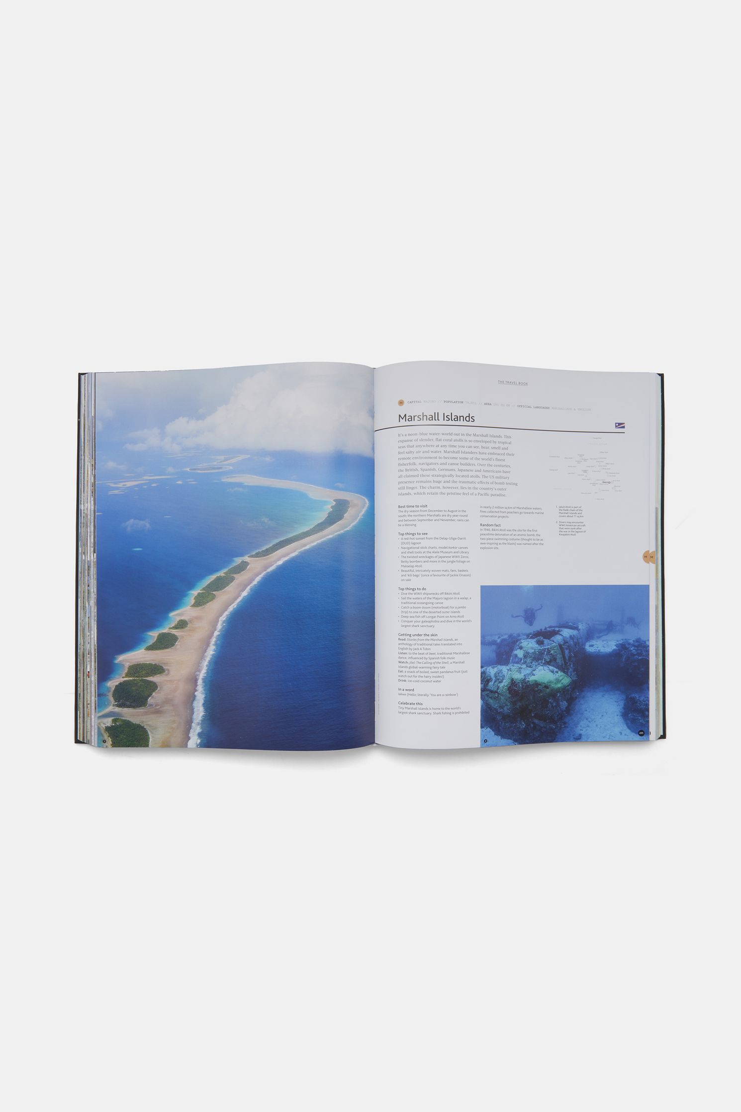 Lonely Planet The Travel Book 4