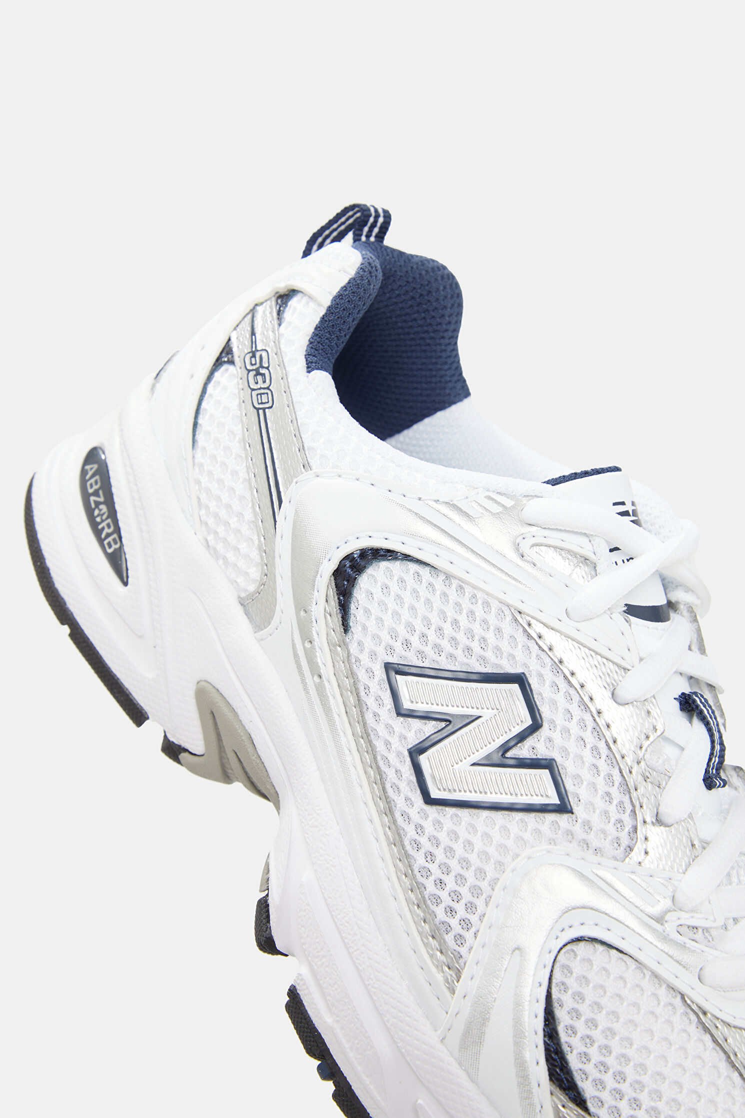 Outlet Kadın New Balance 530 Beyaz Spor Ayakkabı