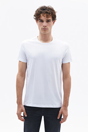 Dar Kalıp Beyaz Bisiklet Yaka T-Shirt