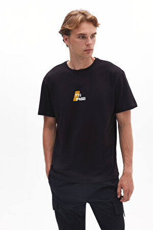 Relax Kalıp Siyah Bisiklet Yaka Baskılı T-Shirt