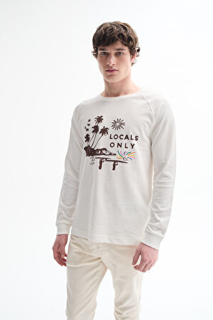 Beyaz Bisiklet Yaka Desenli T-Shirt