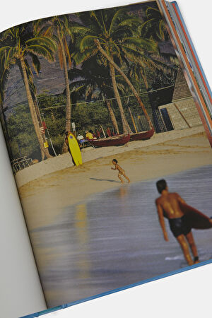 Carissa Moore: Hawaii Gold: A Celebration of Surfing_6