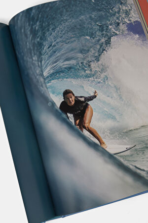 Carissa Moore: Hawaii Gold: A Celebration of Surfing_10