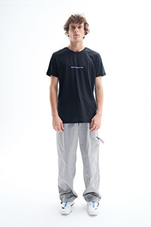 Relax Kalıp Siyah Bisiklet Yaka Baskılı T-Shirt