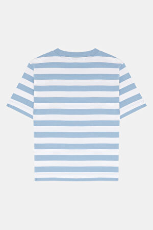 Beyaz O Yaka Çizgili Desenli T-Shirt_2
