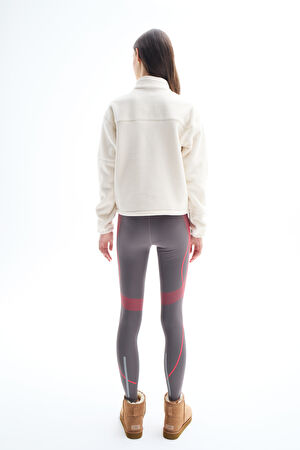 Relax Kalıp Krem Balıkçı Yaka Sweatshirt_2