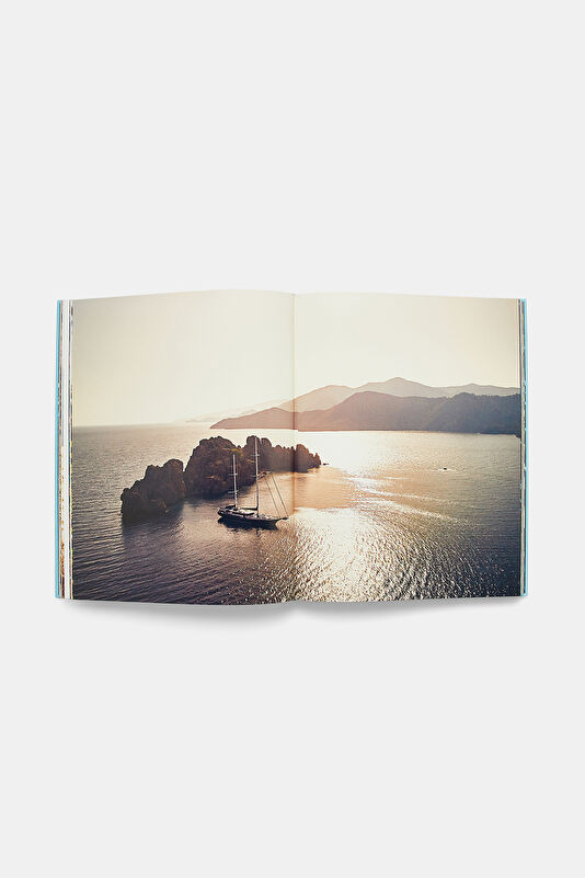 Multicolor Book 4