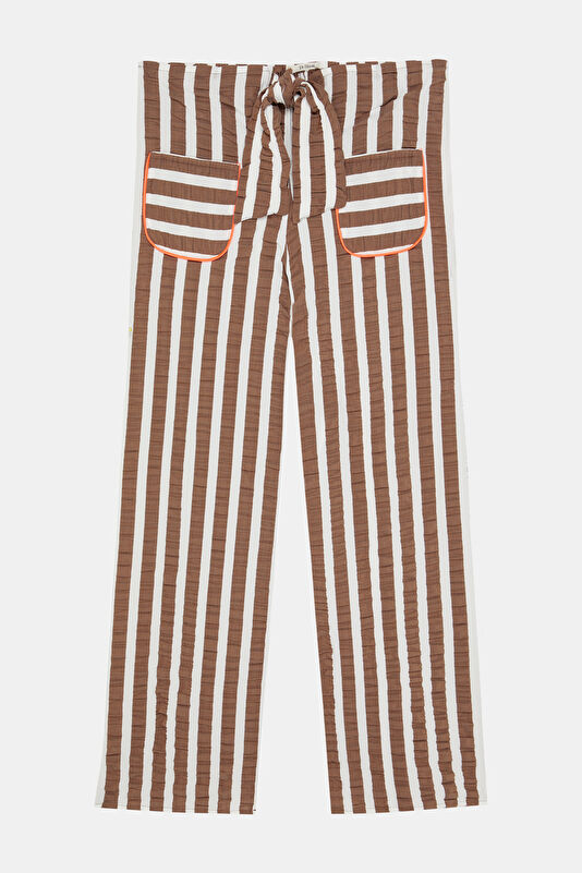 Coffee Pipe-Leg Trousers