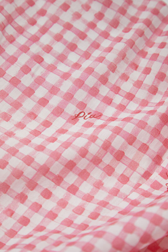 Pink Shirt 4