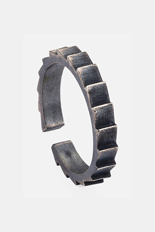 Oxidized Ladder Silver Colored Ring 2
