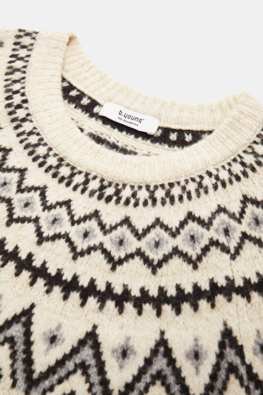 Cream Women's Sweater 3