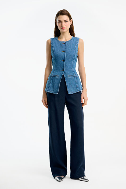 Blue Sleeveless Women's Blouse 3