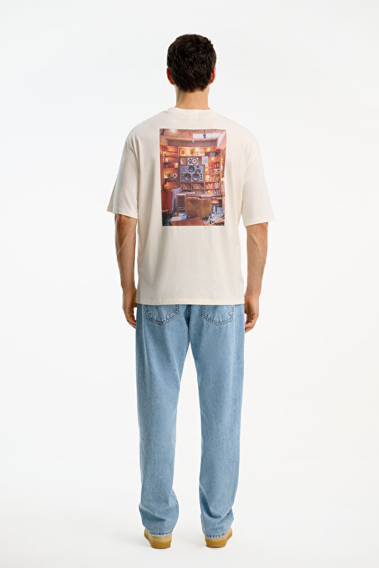 X Hotel Amour Relax Fit Ecru Crew Neck Printed Men's T-Shirt 2