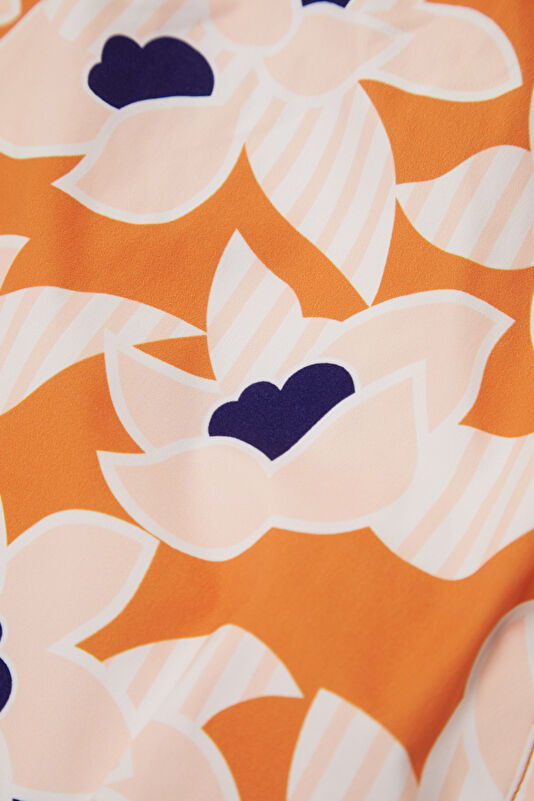 Orange Design Filled Elastic Swimsuit 4