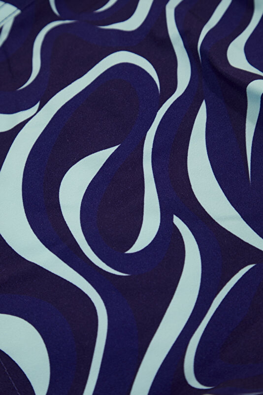 Navy Blue Design Filled Elastic Swimsuit 4