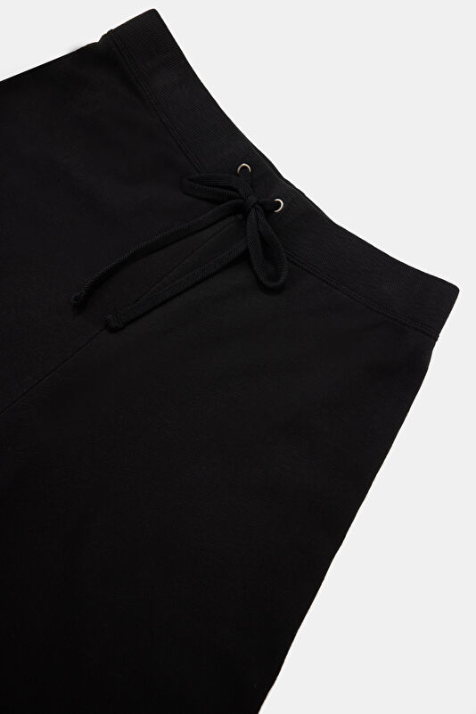 Black Women's Sports Pants 3