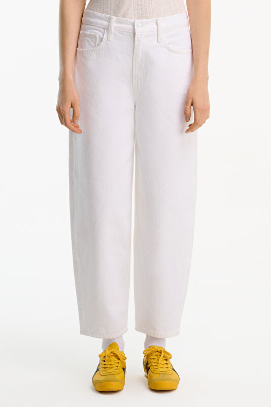 White Women's Pants 3