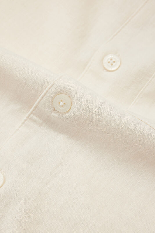 White Resort Collar Men's Shirt 4