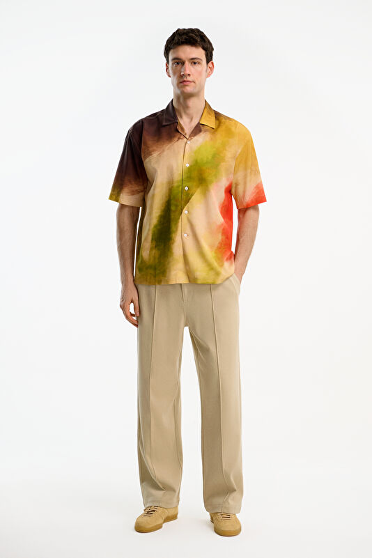 Relax Fit Multicolored Gradient Pattern Resort Collar Men's Shirt 3