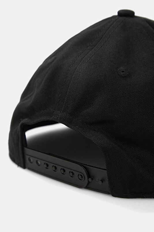 Black Embroidered Men's Hat 3