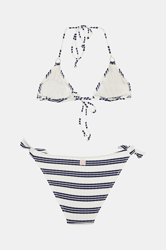 Beyaz Çizgili Kadın Bikini 2