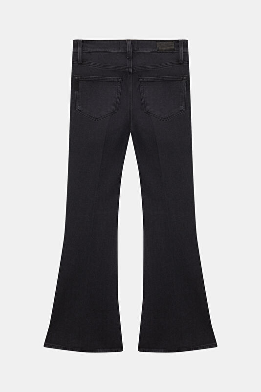 Black Women's Jeans 2