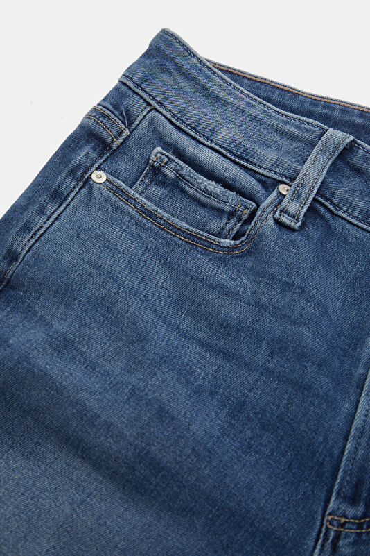 Blue Women's Jeans 4