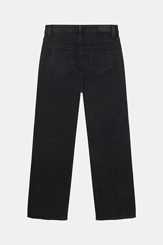 Black Women's Jeans 2