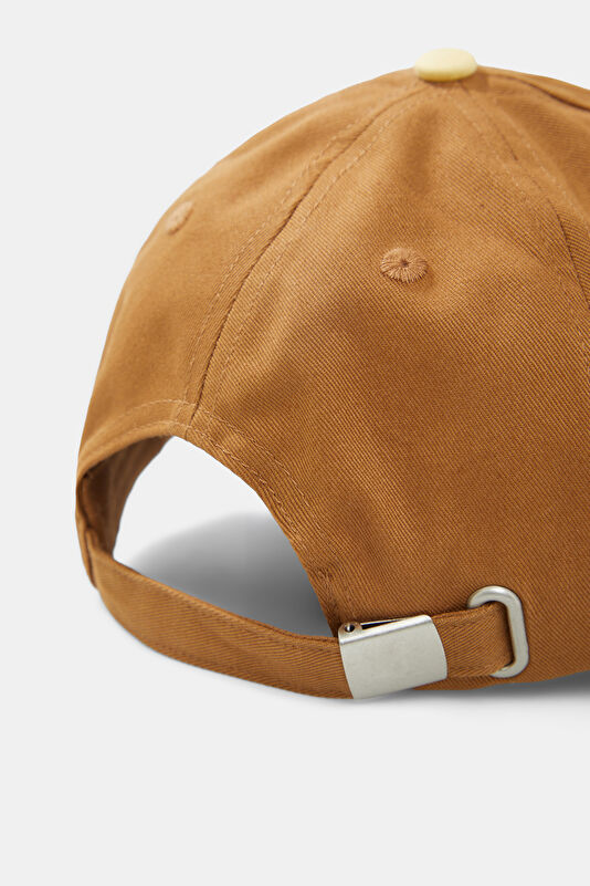 Caramel Hat 3