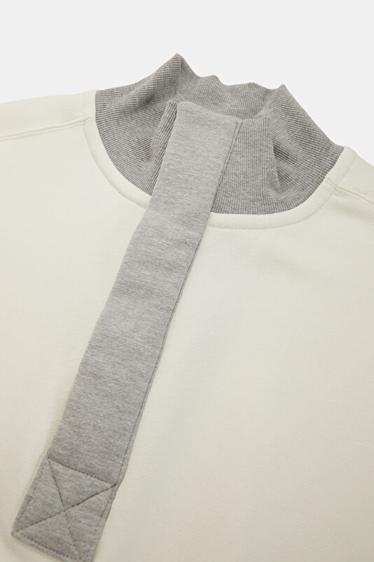 Gri Melanj Dik Yaka Kadın Sweatshirt 3