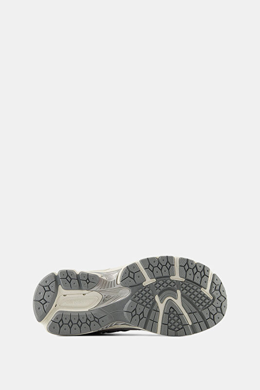 2002 Grey Girls' Sneakers 4