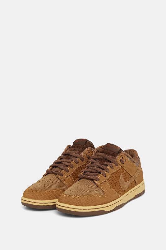 Dunk Low Retro Premium Tan Men's Sneakers 2