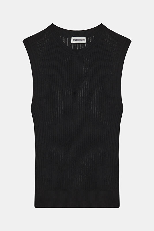 Black Sleeveless Women's Blouse