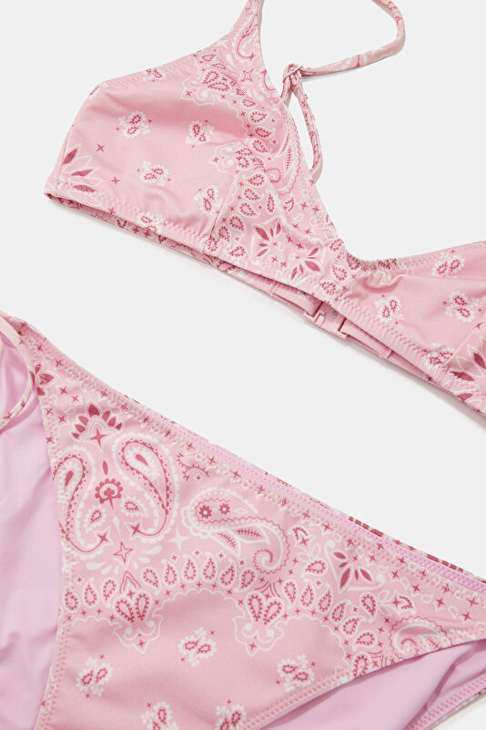 Pembe Desenli Bağlamalı Bikini 3