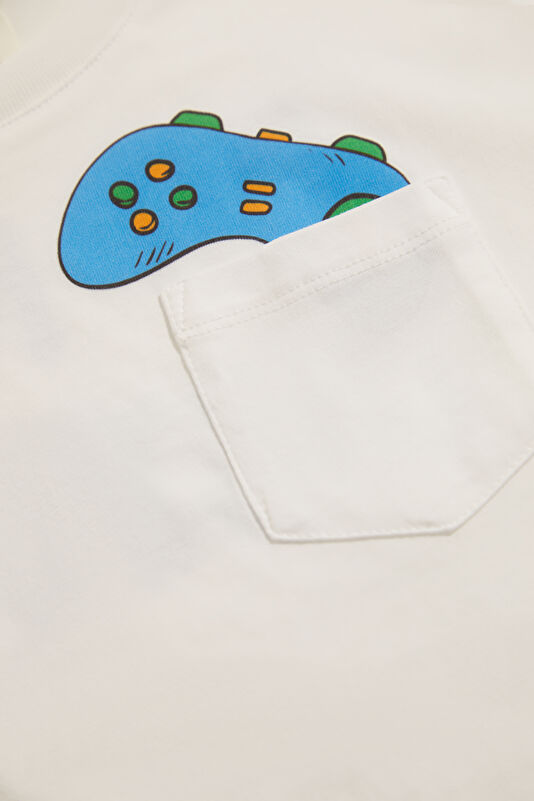 White Crew Neck Printed T-Shirt 4
