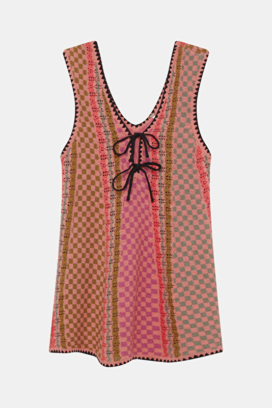 Pembe Desenli Kadın Tulum