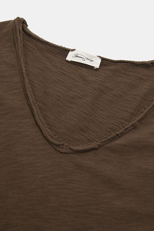 Kahve V Yaka Kadın T-Shirt 3