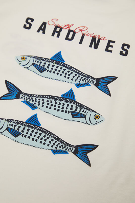 White Crew Neck Printed Kids T-Shirt 4