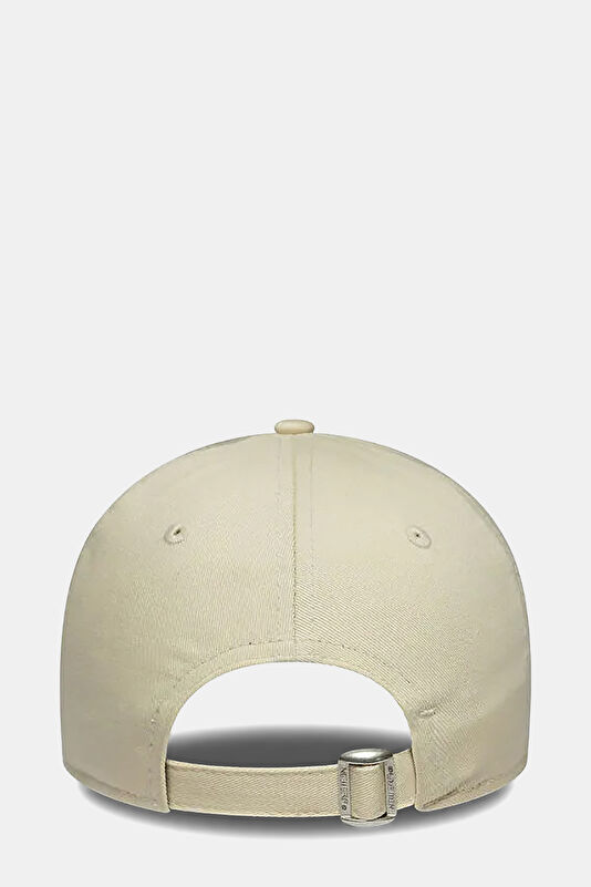 Wmns Metallic Logo 9Forty Neyyan Açik Bej Şapka 4