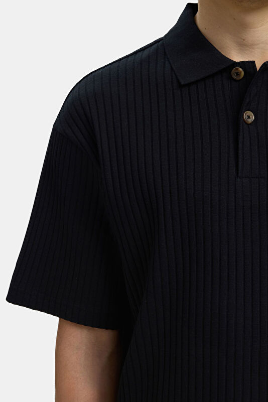 Black Men's Shirt (Relaxed Fit) 2