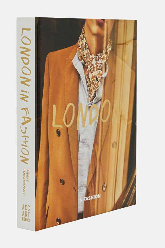 London. In Fashion 2