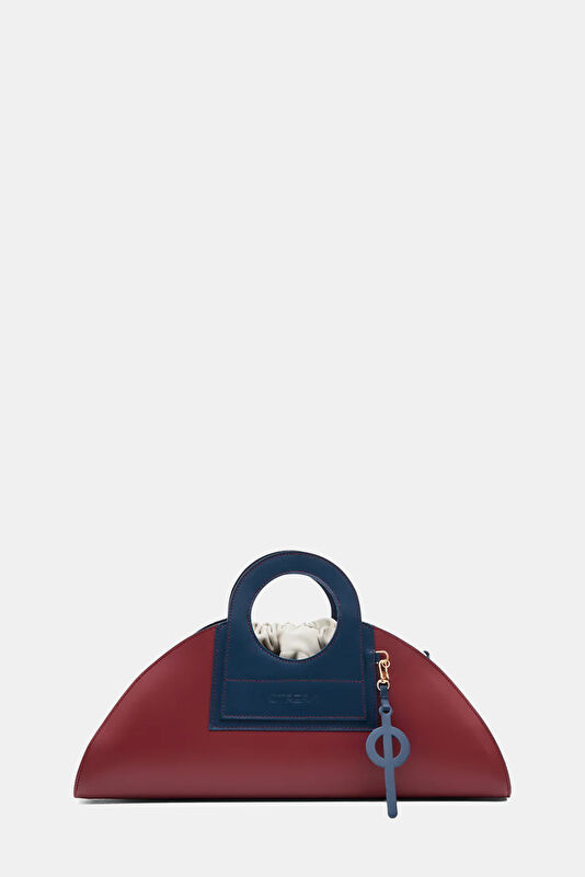 Red Straw Bag