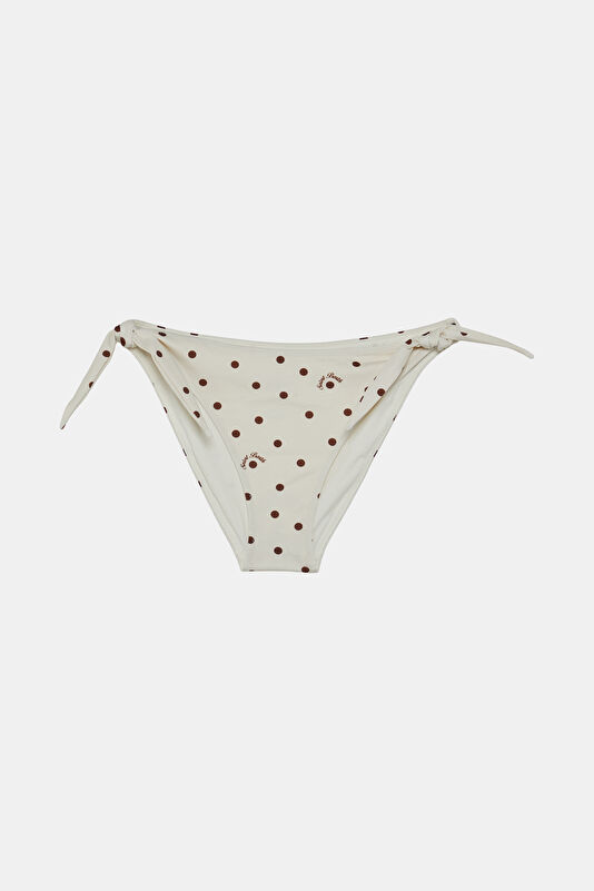 Beyaz Kadın Bikini Altı
