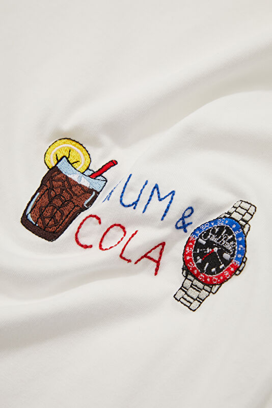 Relaxed-Fit White Crew Neck Printed Men's T-Shirt 4